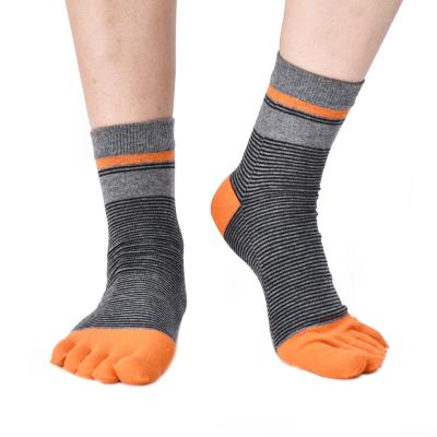 China Fashion QUICK DRY Men Socks Five Fingers Cotton Five Toe Socks for sale