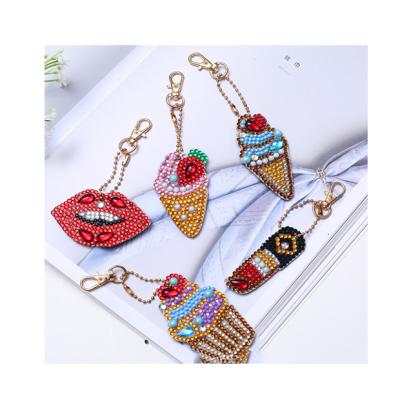 China Special-shape Full Drill DIY Keychains Jewelry Pendant Key Ring Gifts Eco-friendly Diamond Painting Keychain Christmas Decor Bag for sale