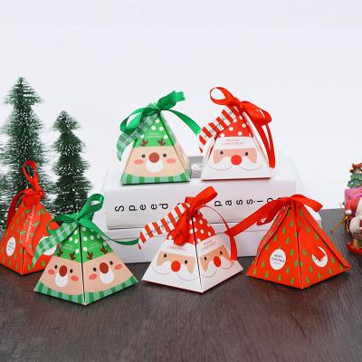 China 2021 Recycled Decorative Materials Decor Food Cookie Gift Merry Christmas Candy Packaging Box for sale