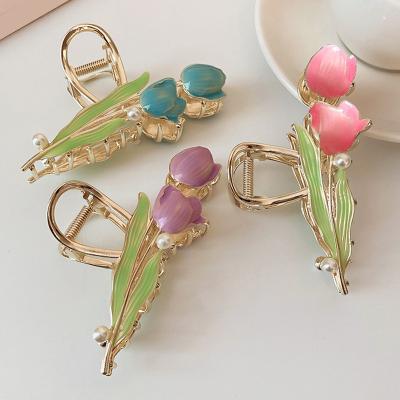 China Hair claw hold new fashion large 11.5cm temperament girl crab hair clip alloy cute sweet tulip flower hair claw clip Korean hair claw for sale