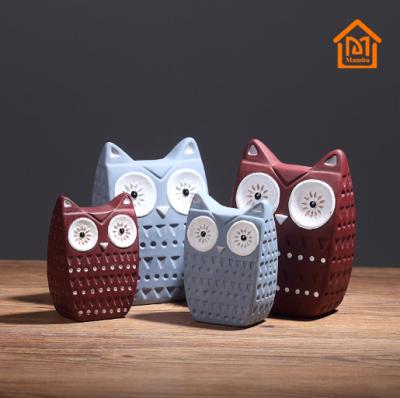 China Europe Personalized Home Decoration Colorful Owl Cute Ceramic Ornament for sale