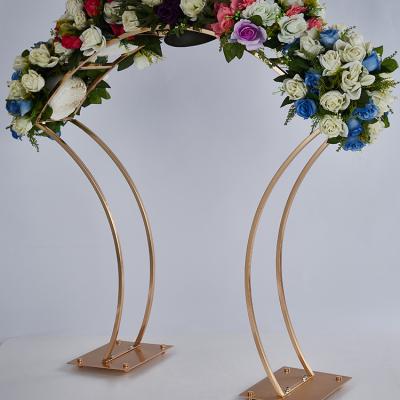 China Fan Tall Arch Event Wedding Stand Wedding Table Centerpieces Wrought Iron Centerpieces for sale