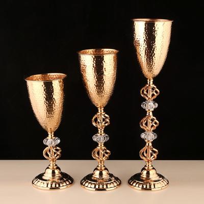 China Modern Vase Iron Metal Flower Vase Gold Wedding Vases Centerpiece For Table Decor for sale