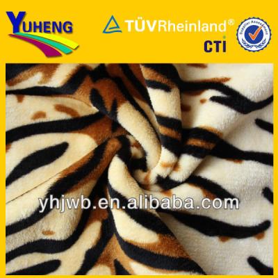 China Tiger Print Flannel Fabric Tear-Resistant for sale