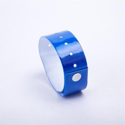 China Disposable RFID Wristband for sale