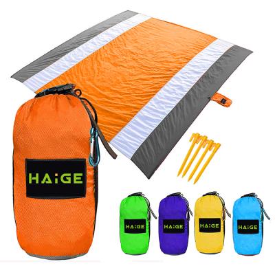 China Outdoor Water Resistant Hot Sale Beach Picnic Blanket Custom Waterproof Camping Mat for sale