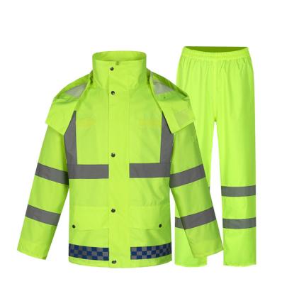 China Water Proof Top Sale Guaranteed Quality Green Color Safety Zipper Reflective Windproof Front Raincoat With Hood for sale