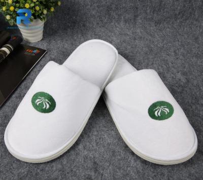 China Custom Made Premium Comfort Velvet Hotel Disposable Washable Slipper Anti-slippery for sale