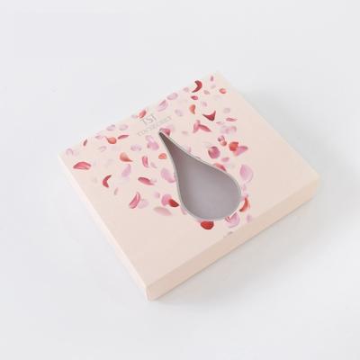 China Recycled Materials Christmas Gift Doll Packaging Box Corrugated Kraft Paper Box With PVC Window for sale