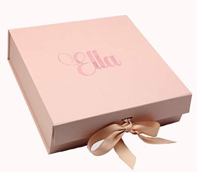 China Recycled Custom Paper Packaging Materials Cardboard Magnetic Gift Box With Ribbon for sale