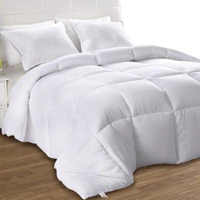 China Nondisposable luxury bedding five star hotel quilt and white goose down comforter autumn and winter comforter for sale