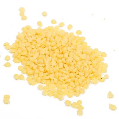 China Cheap Wholesale 100% Organic Food High Quality Pure Natural Food/Cosmetics/Candle Wax Grade Refined Bulk Yellow Honey Beeswax Pellets for sale