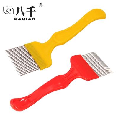 China Recyclable Wholesaler Beekeeping Bee Honey Uncorking Fork Scraper Beekeepers Tools Stainless Steel Beekeeping Uncorking Fork for sale