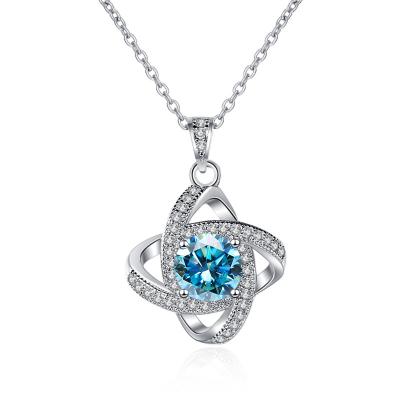 China Cute LADY 925 Sterling Silver Pendant Necklace Romantic GEMS Gift for Couples Four Leaf Clover Lucky Women Moissanite Pendant Necklace for sale