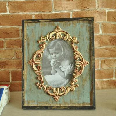 China Wood Photo Frame Board Vintage Density Picture Frame Gold Photo Frame Molding Wholesale for sale