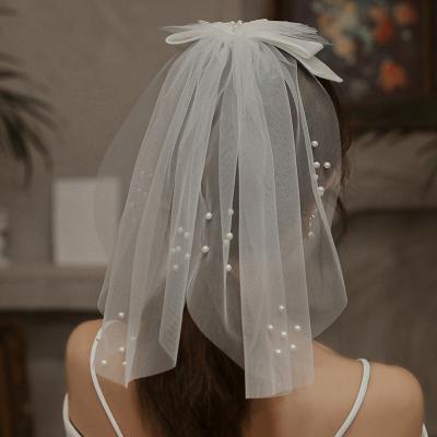 China New Girls Hot Short White Veil Pearl Top Quality Hot Selling Bridal Wedding Headdress Photo Design/Hair Accessories Bridal Accessories for sale