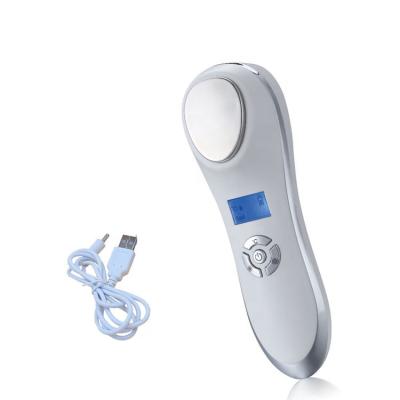 China Skin Tightening Portable Home Facial Device Hot And Cool Beauty Products Women For Skin Rejuvenation for sale