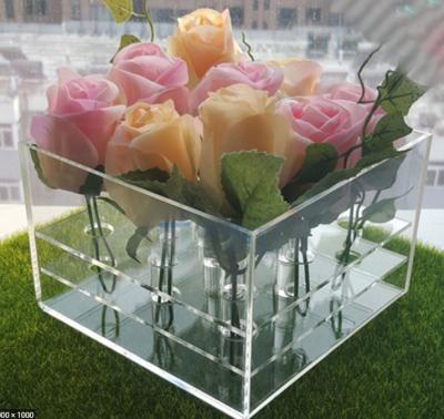 China Creative clear acrylic mini custom white flower box with base for valentines gift and girlfriend gift for sale