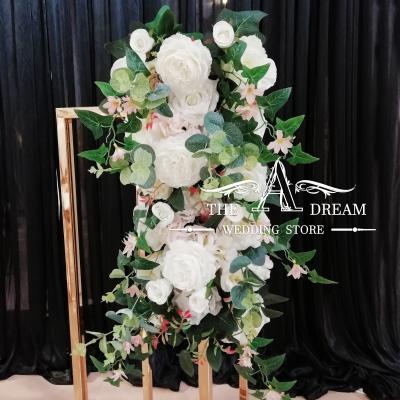 China Beautiful Wedding Flower Easy Flower Decor Hanging Wedding Flower Arrangement from A Dream Wedding Store for sale