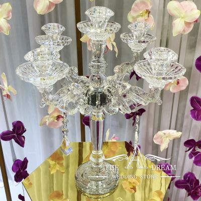 China Luxury Moden 010 Elegant Wedding Centerpiece For Wedding Banquet Crystal Candelabra Table Centerpiece For A Dream Wedding Store for sale