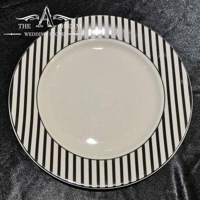 China Luxury Classic Stripe Dish For Banquets Modern Ceramic Dish For Wedding Black And White Dish From A Dream Wedding Store for sale