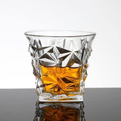 China Wholesale Premium Eco-friendly Diamond Whiskey Glasses Cup Set of 4 Whiskey Gift Glass Set for sale