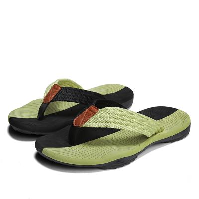 China Worldwin fashion trend 2021 new style summer beach slippers men flip flops for sale