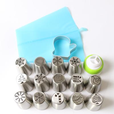 China Viable Christmas Pastry Nozzles 17Pcs Set Stainless Steel Icing Piping Tips Bags Santa Claus Xmas Snow Cupcake Cake Decorating Tools for sale