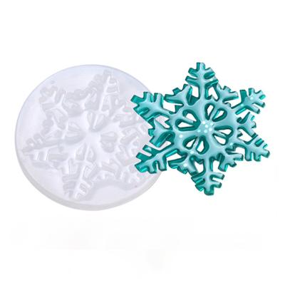 China Viable Christmas Snowflake Molds Kit Resin Casting Jewelry Making Tools Fondant Chocolate Silicone Molds for sale