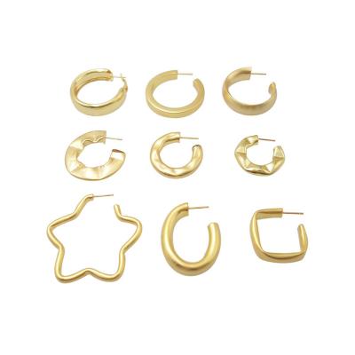 China FASHIONABLE wholesale hot sale geometric copper gold plated circle earrings for women shape circle earrings jewelry for sale