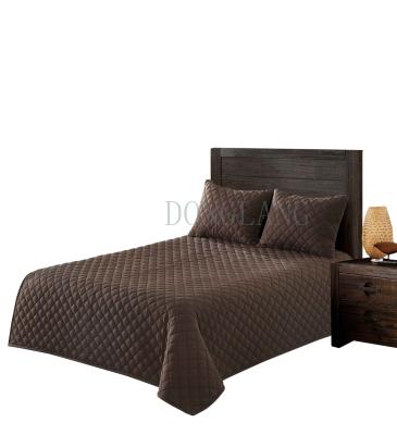 China Wholesale Home Lightweight Bedding Set Luxury Quilted Comforter Set Bedspread Bed Covers Bedspread Set for sale