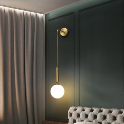 China Modern Luxury Nordic Modern Wall Mount Sconce Bedroom Bedside Aisle Aisle Staircase Gold Glass Ball Sconce Indoor Wall Decor Lamp for sale