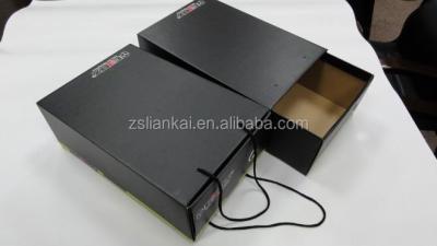 China Recyclable Custom Cardboard Shoe Box With Paper Bag Packaging for sale