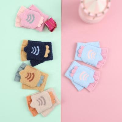 China Popular Cartoon Kids Knitted Fingerless Gloves Winter Cartoon Children Gloves With Half Fin Finger Pupil Wifi Gloves for sale