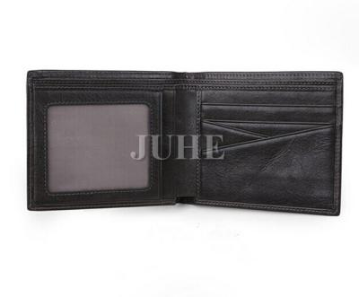 China With USB 2021 HOT German RFID Protecting Men Bifold Slim Genuine Leather Wallet for sale