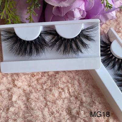 China Long Natural Faux 3d 25mm Mink Eyelashes Wholesale 3d 5d 8d Mink Eyelashes With Lashbox Highlights Vendor Private Label for sale