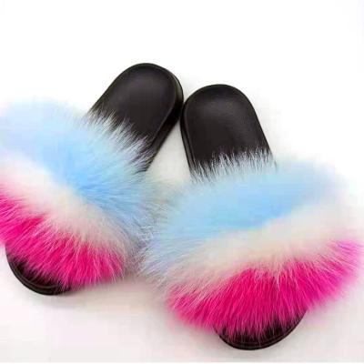 China Fashionable Raccoon Fur Slides Sandals Wholesale Perfect Light Fox Logo Fur Furry Slippers Custom Made For Women 2020 for sale