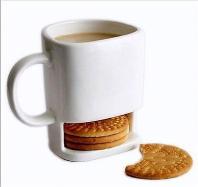 China 250ML Viable Custom Ceramic Logo Cookies Sublimation Mugs White Coffee Tea Milk Dessert Mug Side Cookie Pockets Mug for sale