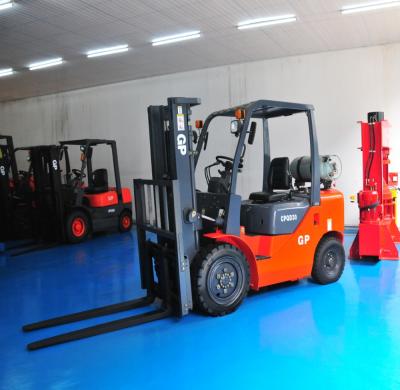 China 1.8 Ton LPG / Gas Forklift , Nissan Engine Forklift For Sale 1500kg Te koop