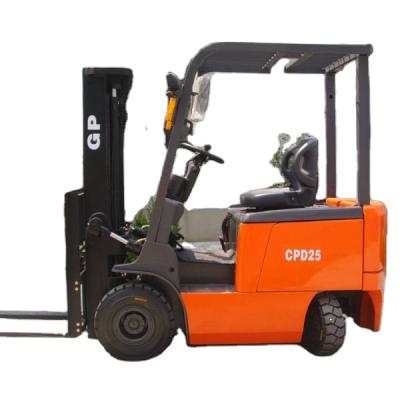 China Hotels 1.5 Ton 4 Wheel Electric Forklift Lift Height 5m en venta