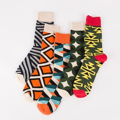 China Sporty Creative Custom Cotton Women Men Material Hip Hop Hops Tube Skateboard Fancy Popular Couples Happy Socks for sale