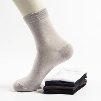 China Sporty Logo Youth Black White Gray Mens Cotton Bamboo Socks Custom Made Bamboo Socks for sale