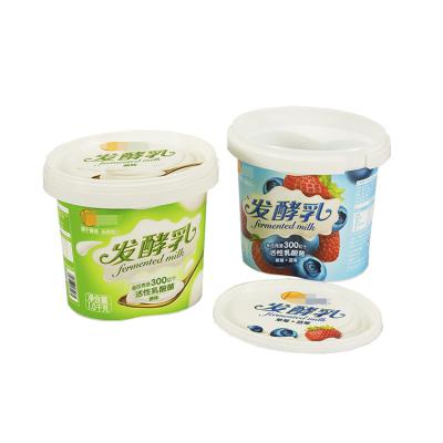 China Food Packaging 1L Plastic Ice Cream Freeze Container Tub Food Bucket With Lid for sale