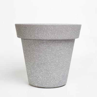 China American Style Plastic Resin Sandstone Finish Flower Pots Outdoor Gardening Planters for sale