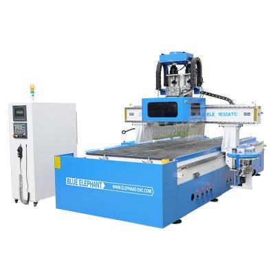 China Hotels double tool change type ATC cnc router for furniture design with probing head for sale