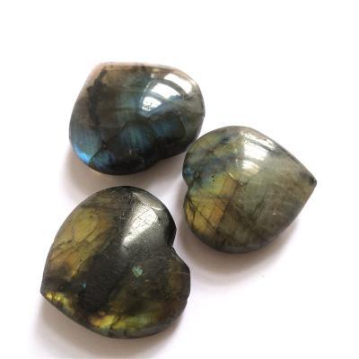 China China Wholesale Natural Polished Crystals Healing Cut Heart Shaped Crafts Blue Instant Labradorite For Home Decoration for sale