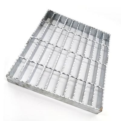 China Craftsman trench covers steel checker plate with grating serrated flat bar drain cover astm a36 toothed rebar doormat steel mesh grating for sale