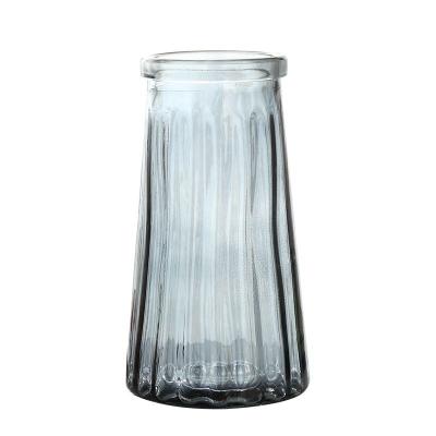 China Wholesaler European Minimalist Hot Glass Plant Vase Home Decor Home Style Flower Vase Decoration Garden Elegant Home Decoration for sale