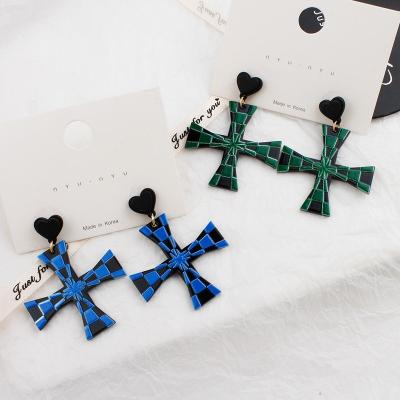 China 2022 vintage fashion women jewelry earrings shape geometric acrylic cross earrings dangling heart earrings wholesale for sale