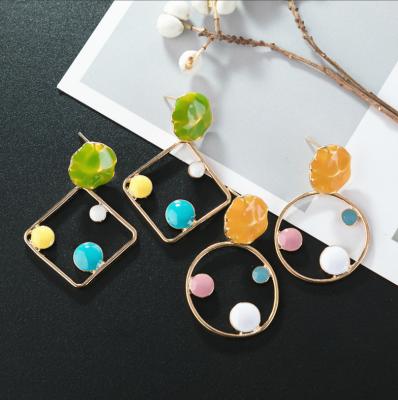 China Korean Cute Trendy Jewelry Gold Earrings Women 2022 Geometric Dangle Earrings Fashion Oil Drip Metal Stud Earrings Wholesale for sale